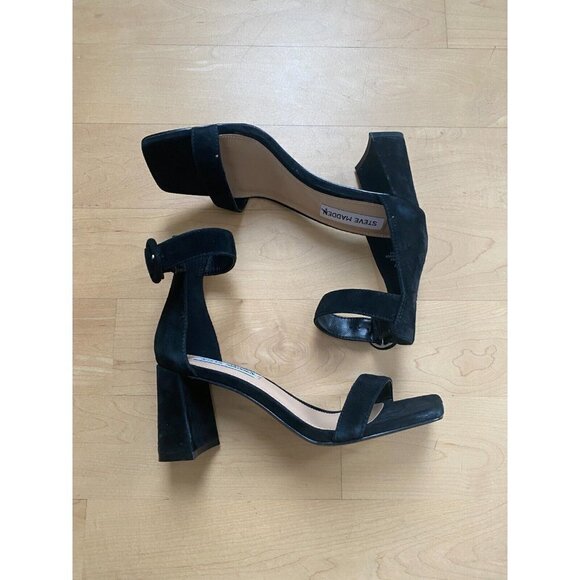 STEVE Madden BNWOT "Reverie" Black Suede Block Heel Sandals Sz 5.5 - Picture 3 of 7